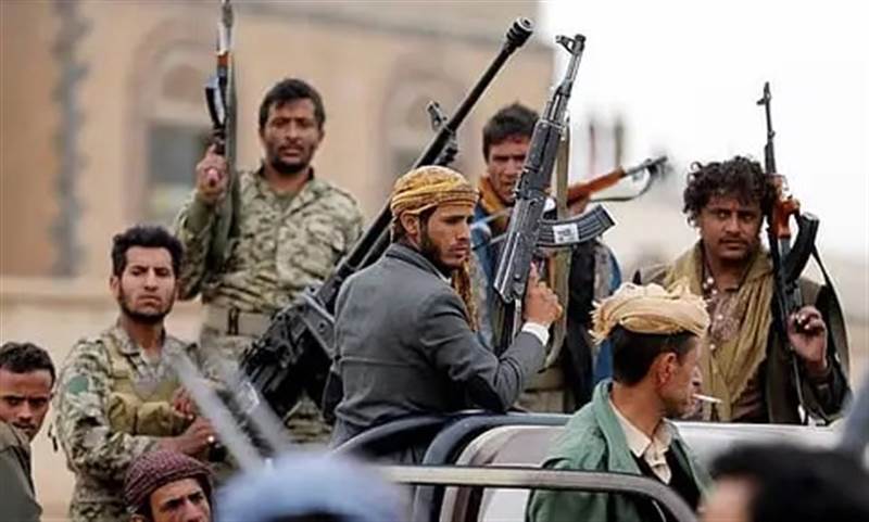 الحوثيون يروّجون وثائق مزوّرة لتشويه الإصلاحات في المناطق المحررة