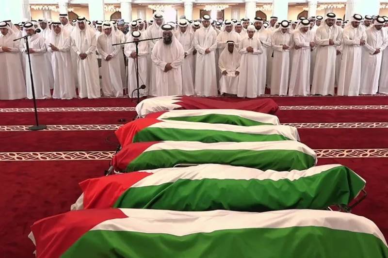 قطر.. الدوحة تشيع شهداء العملية الاسرائيلية الغادرة