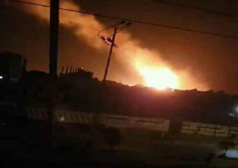 معهد واشنطن: الضربات الجوية ضد الحوثيين منحتهم زخماً دعائياً بدلاً من ردعهم