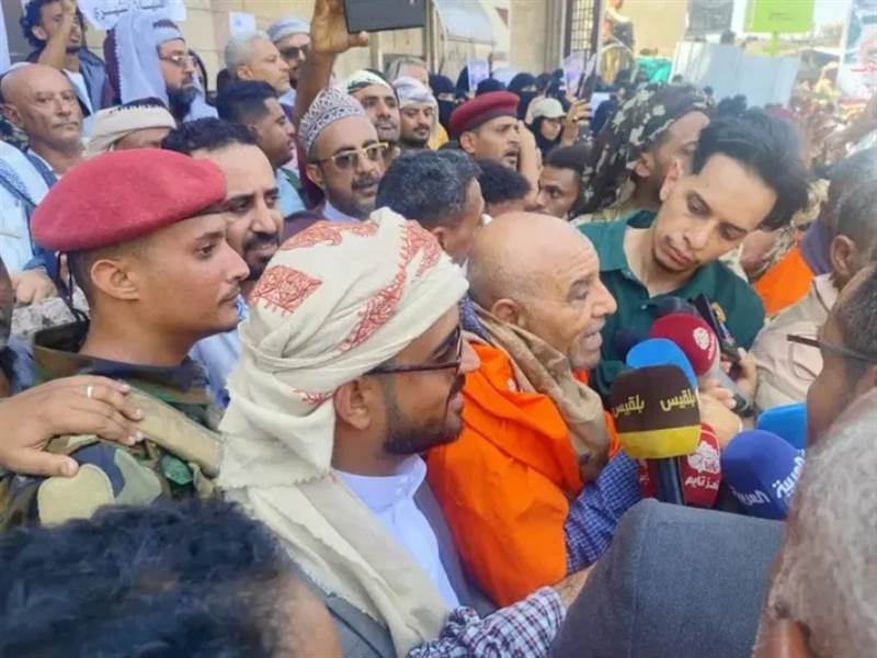 شاهد: والد الشهيدة افتهان المشهري، يناشد الرئاسة والحكومة: أنصفوا ابنتي وحاسبوا الجناة