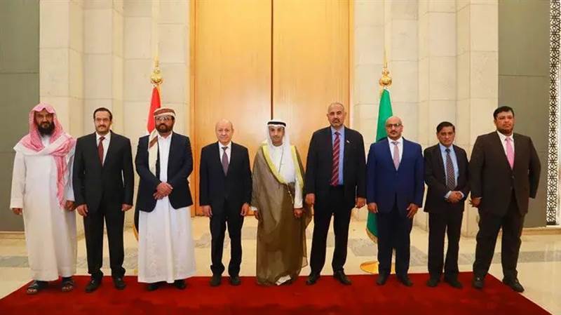 الانقسامات تضع مجلس القيادة الرئاسي باليمن على المحك