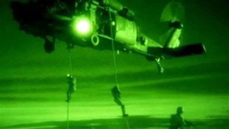 لا إنزال مظلي أمريكي في صعدة.. ما حدث انفجار بسوق السلاح