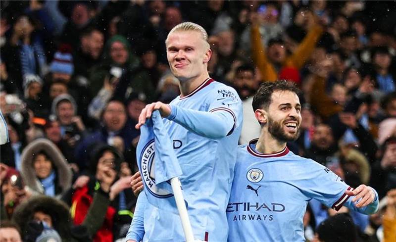 مانشستر سيتي يفوز على إيفرتون بثنائية هالاند في الدوري الإنجليزي