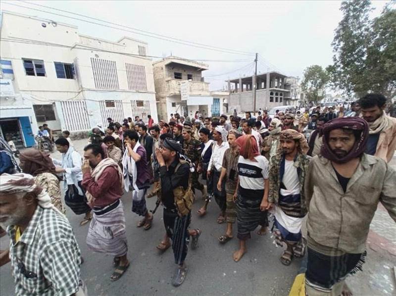 حذر من انهيار أمني وخدمي.. تكتل الأحزاب في أبين يعلن خارطة طريق لإنقاذ المحافظة