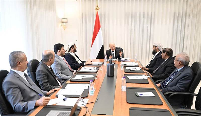 مجلس القيادة الرئاسي يقر خطوات هامة بشأن دمج الأجهزة الأمنية والاستخبارية