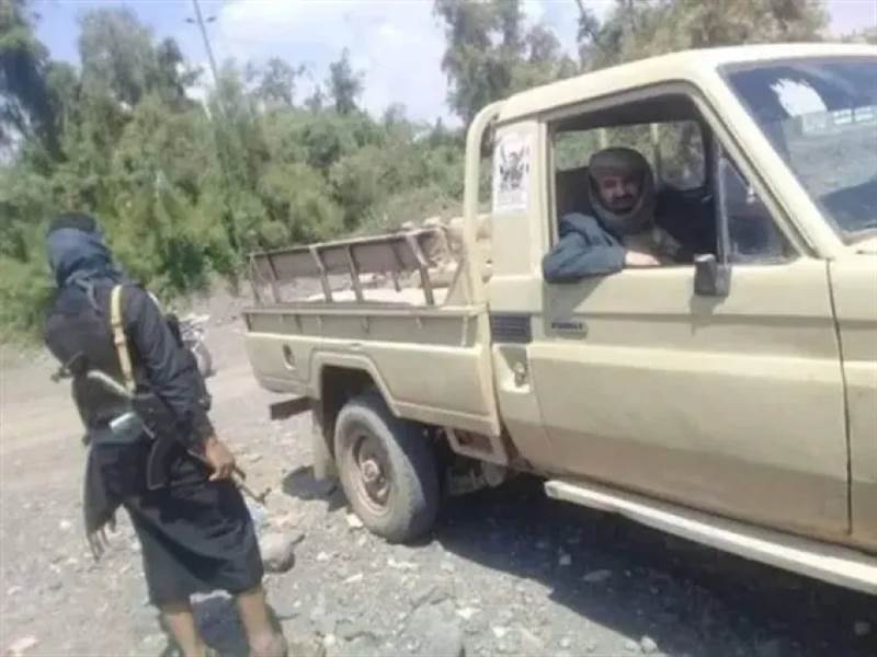 كمين مسلح يستهدف قيادياً حوثياً في إب وإصابة عدد من مرافقيه