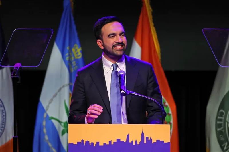 ممداني يعلن فوزه بمنصب عمدة نيويورك ويتحدى ترامب