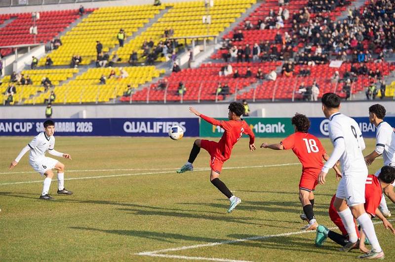 اليمن يحلق إلى نهائيات آسيا 2026.. ناشئو الأحمر يتأهلون بالعلامة الكاملة بعد رباعية في شباك لاوس