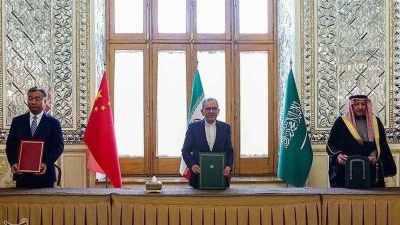 اتفاق إيراني–سعودي برعاية صينية… طهران تعلن تفاهمًا ثلاثيًا جديدًا حول اليمن