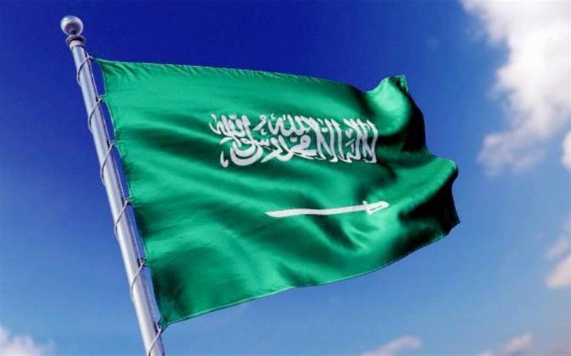 مسؤول بإعلام الانتقالي يهاجم السعودية ويهاجم المغتربين اليمنيين ويدعو إلى طردهم