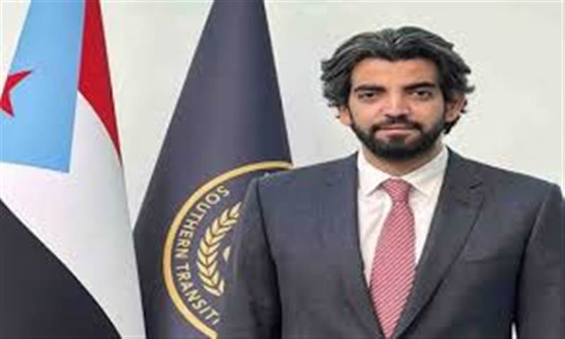 انقسام داخل المجلس الانتقالي الجنوبي المنحل حول الحوار السعودي.. عمرو البيض يشكك بالنوايا ويرفض رعاية الرياض