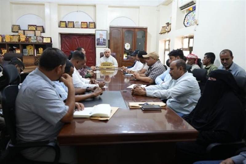 تنفيذي سقطرى يرحّب بقوات درع الوطن ويؤكد تفعيل الموارد ودعم القطاعات الخدمية والسياحية