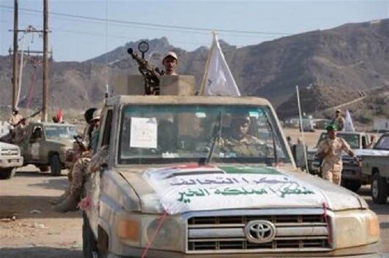 قوات العمالقة تنسحب من جبل حديد وتبدأ إعادة انتشار عسكري خارج مدينة عدن