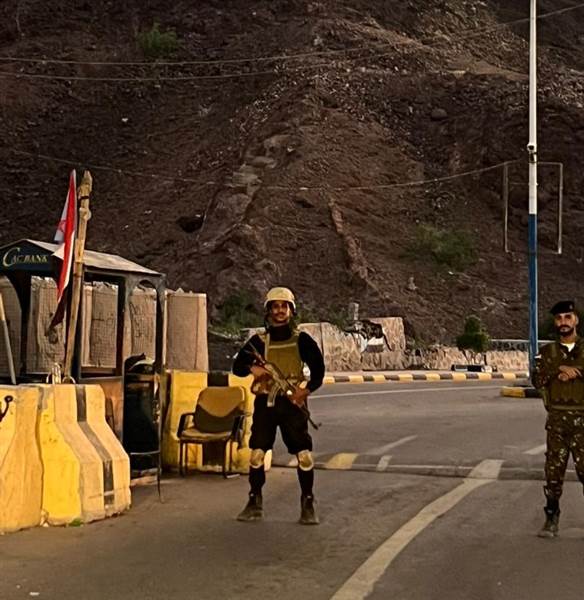 قيادات أمنية تغادر عدن إلى الرياض لبحث الهيكلة الأمنية في المحافظات المحررة