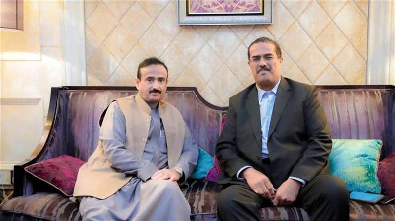 لقاء في الرياض يجمع محافظ شبوة وقائد قوات دفاعها لبحث تعزيز الأمن والاستقرار