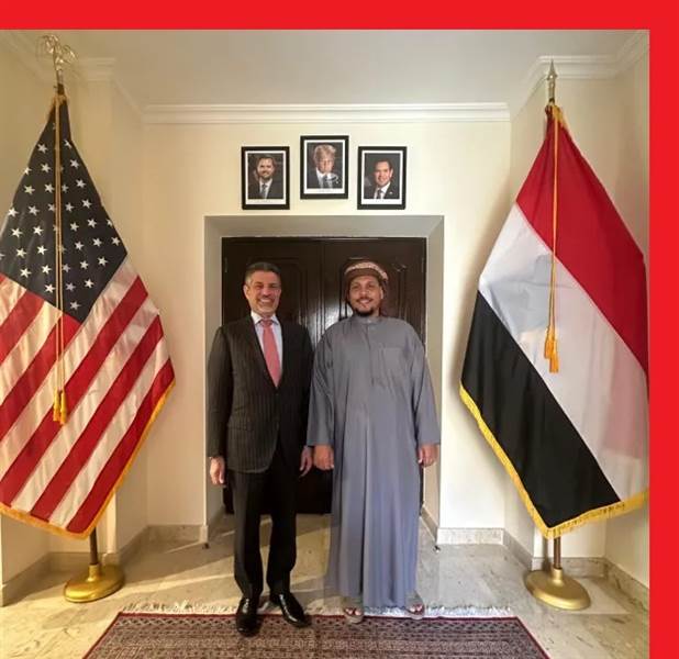 السفير الأمريكي يبحث مع محافظ سقطرى دعم التنمية وحماية الإرث البيئي للجزيرة