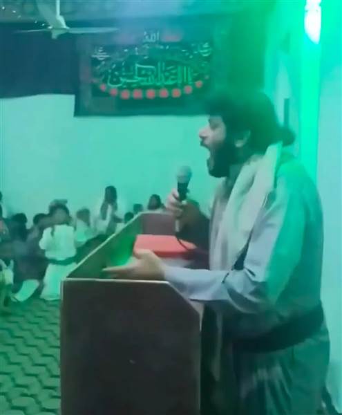 شاهد : الحوثيون يحوّلون مسجدًا في الجوف إلى «حسينية» ويجبرون الأطفال على أداء طقوس مذهبية دخيلة (فيديو)