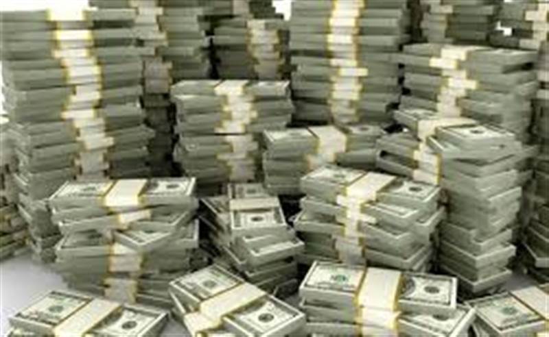 بنك عدن الإسلامي يرفع سقف بيع النقد الأجنبي إلى 10 آلاف ريال سعودي وفق تعليمات المركزي