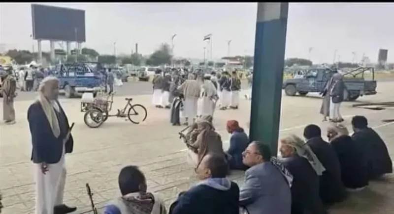 مليشيا الحوثي تتعهد لقبائل خولان بإطلاق سراح تاجر محتجز مقابل فض الاعتصام في ميدان السبعين