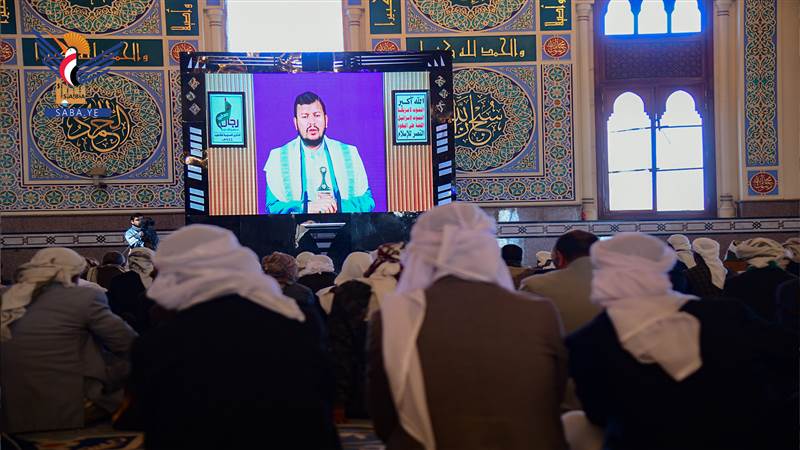 من وراء حجاب ...إلزام الموظفين بتقارير يومية.. الحوثي يفرض متابعة محاضراته الرمضانية على مؤسسات الدولة
