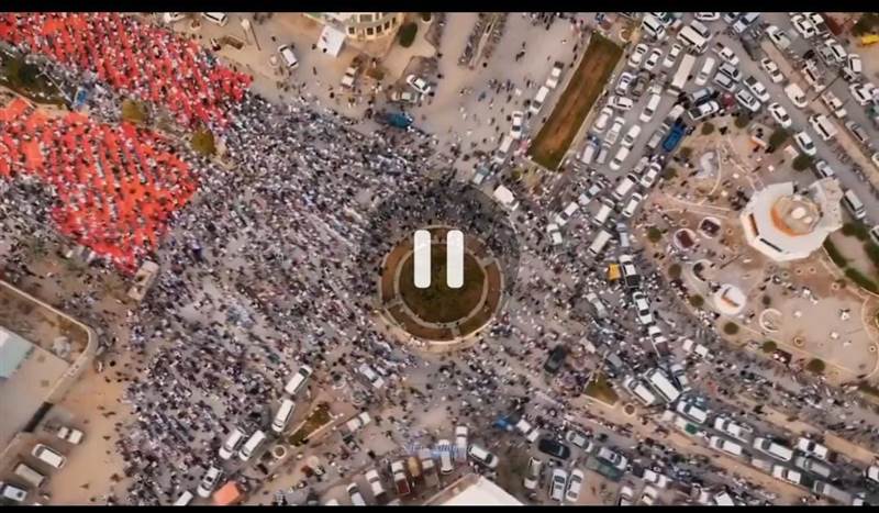 بالفيديو.مشاهد مهيبة في حضرموت ومأرب.. آلاف اليمنيين يؤدون صلاة العيد في أجواء إيمانية عظيمة