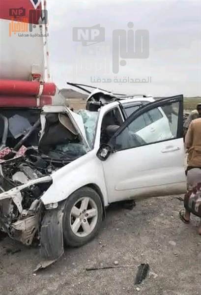 فاجعة العيد في طريق إب – صنعاء.. وفاة 5 من أسرة واحدة بحادث مروّع