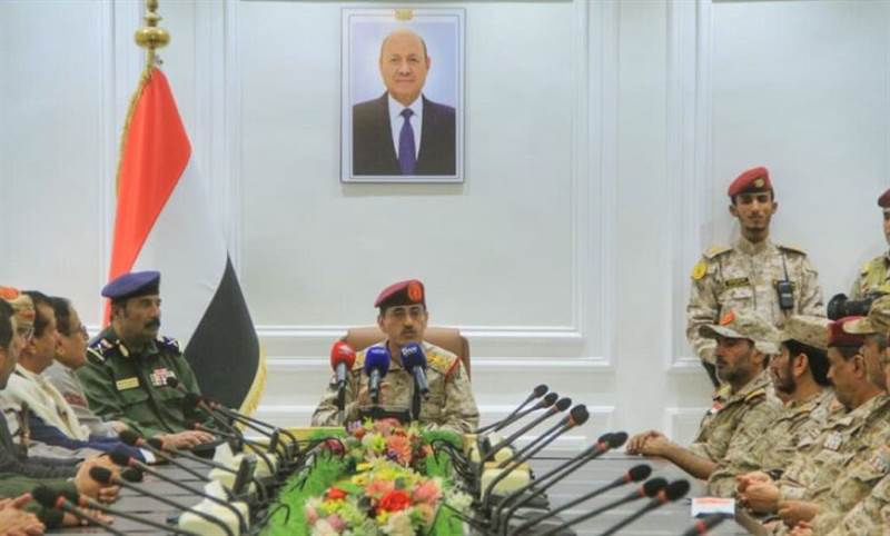 وزير الدفاع من مأرب: الجاهزية أولوية ومعركة التحرير مستمرة حتى إسقاط مشروع الحوثي