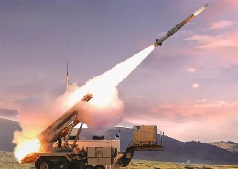 الدفاع الإماراتية : اعتراض 12 صاروخاً باليستياً و19 مسيّرة إيرانية خلال 24 ساعة