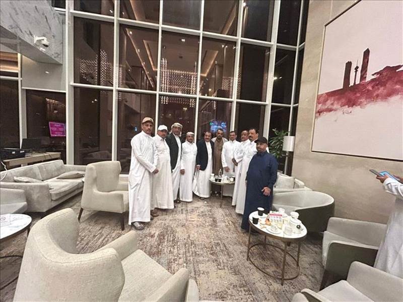 لقاء سياسي في الرياض برئاسة بن بريك.. تحركات لتوحيد الصف الجنوبي تمهيداً لمؤتمر حاسم