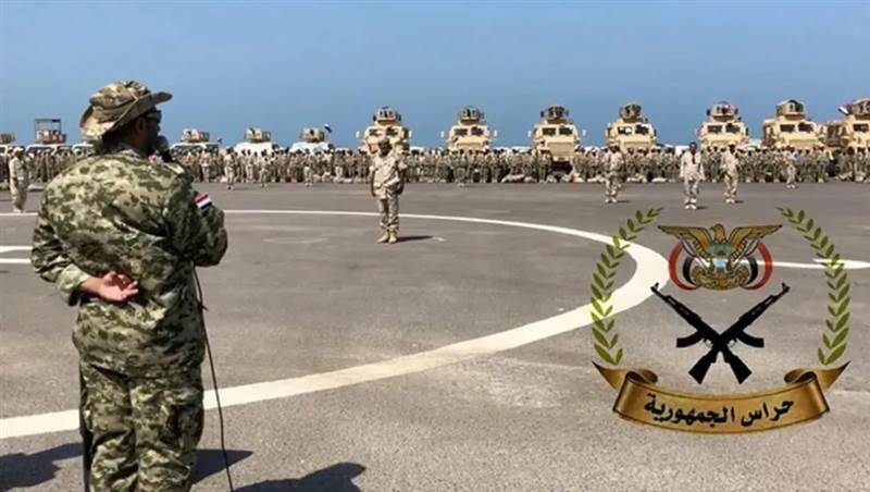 السعودية تبدأ إعادة هيكلة قوات طارق صالح ضمن خطة دمج شاملة تحت وزارة الدفاع اليمنية