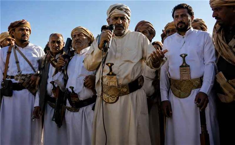 قبائل أرحب تعلن انضمامها لـ"نكف الكرامة".. والحوثيون يشنون حملة اعتقالات بحق المشايخ