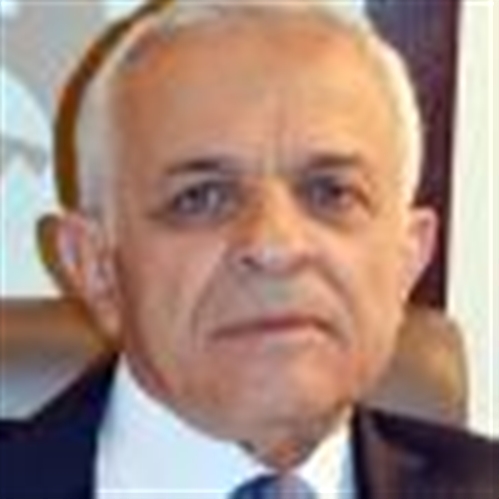 «لا بدَّ من صنعا وإن طالَ السفرْ»!